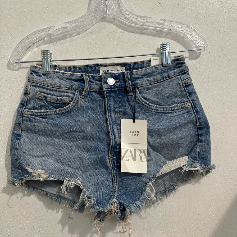 ZARA Women's Blue Denim Shorts